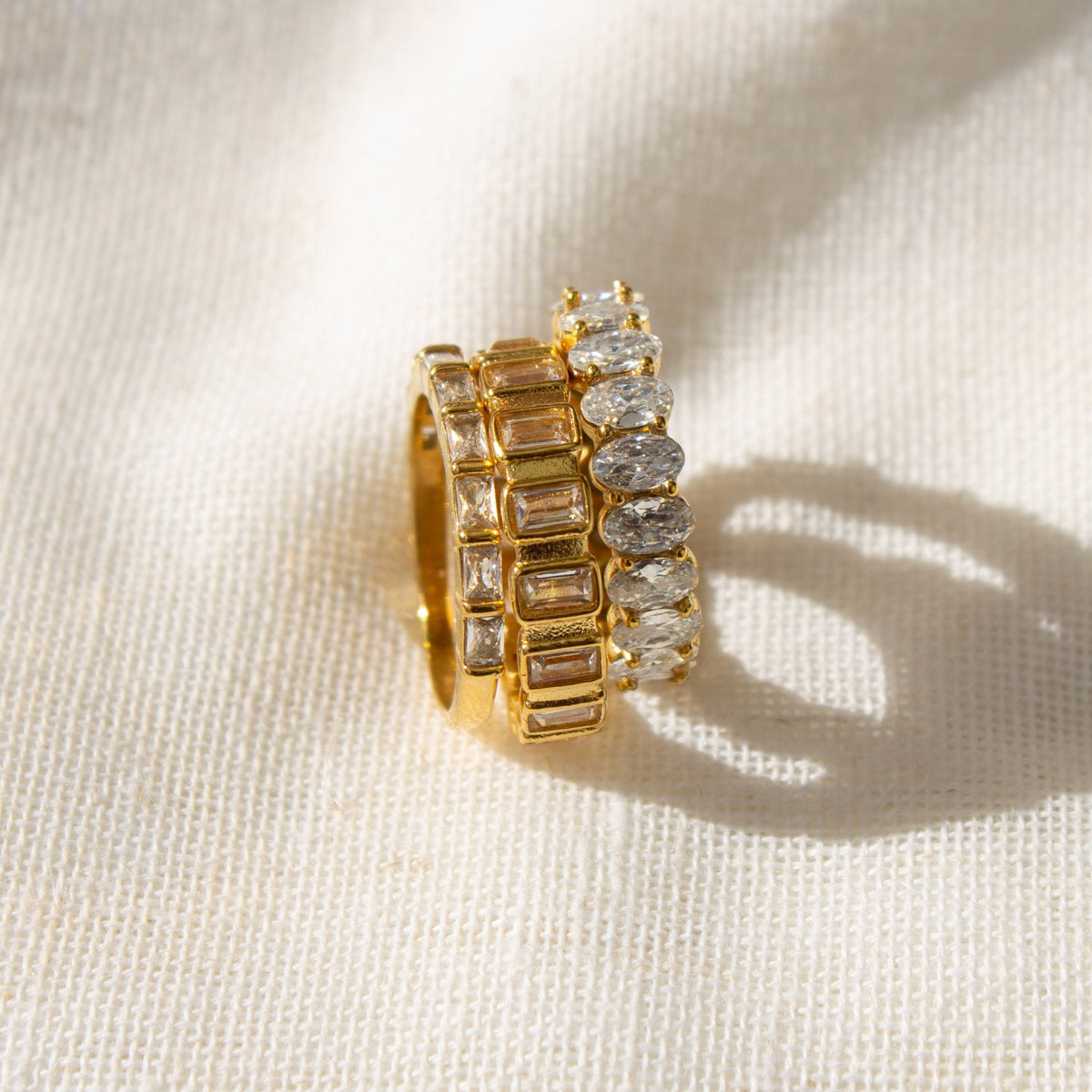 Daphne Baguette Tennis Ring